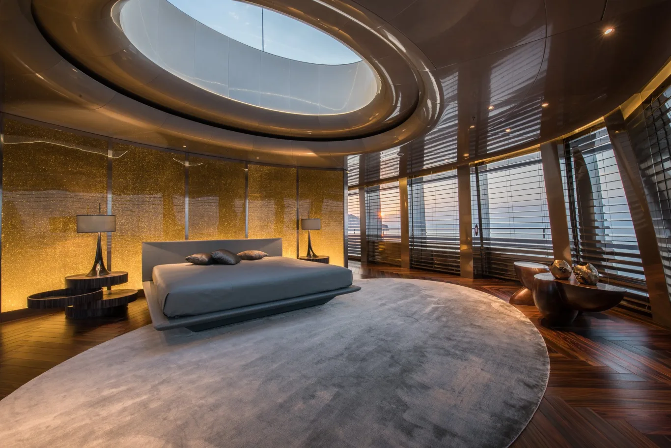 Savannah superyacht master bedroom